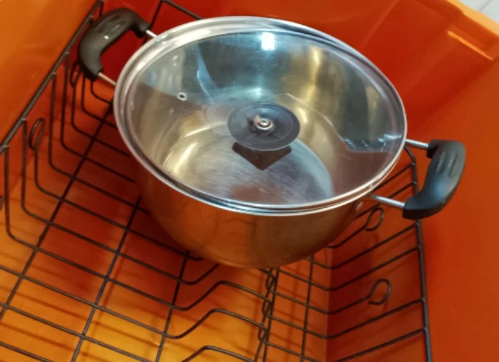 Stainless Steel Pot with Lid