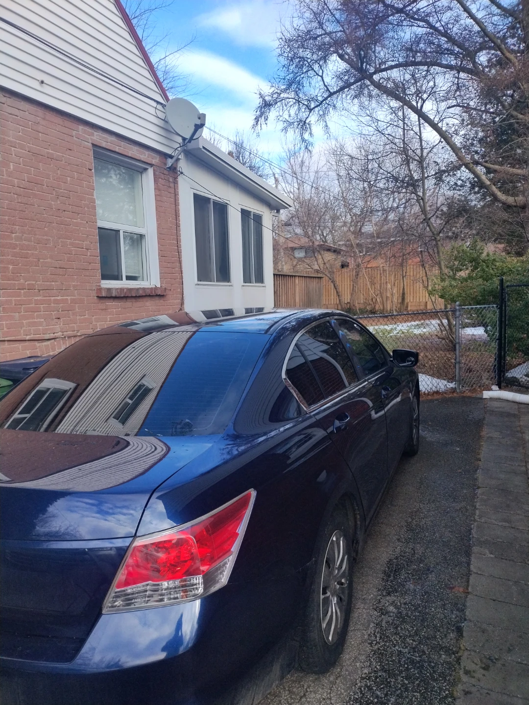 Honda Accord - Blue Sedan - photo 3