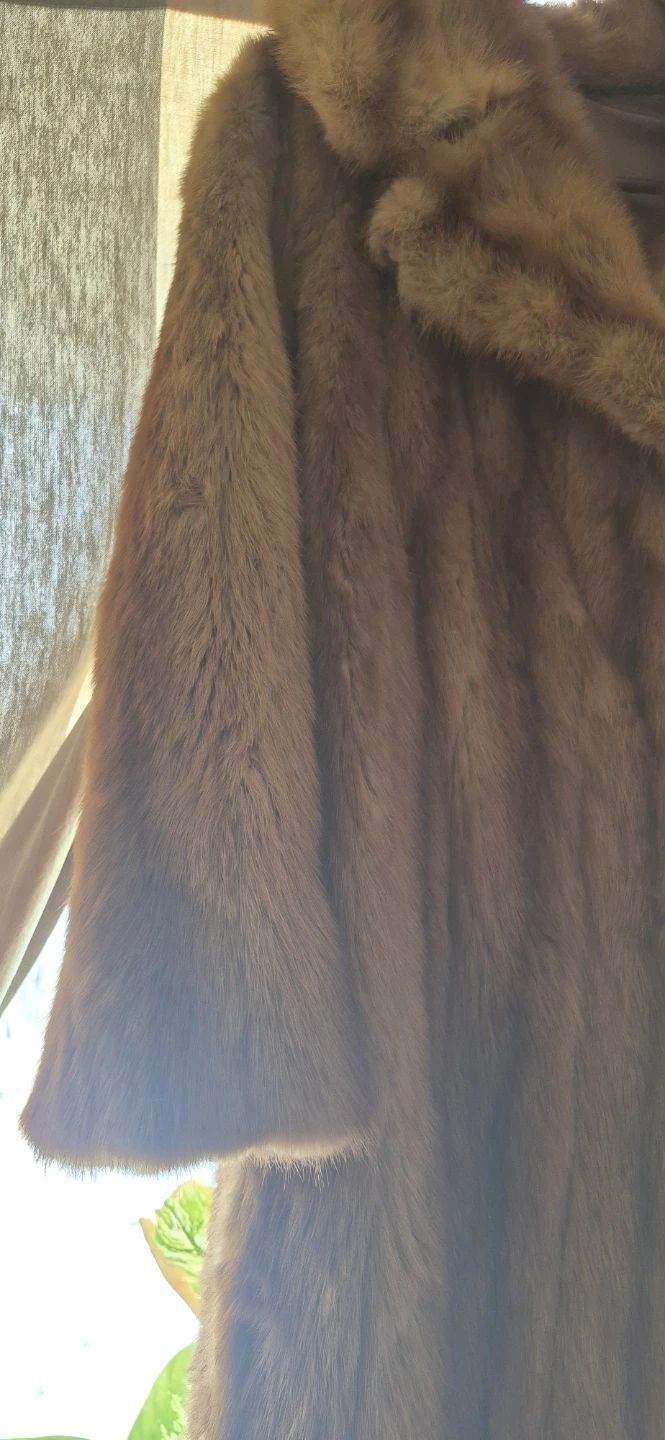 Vintage Mink Fur Coat - photo 4