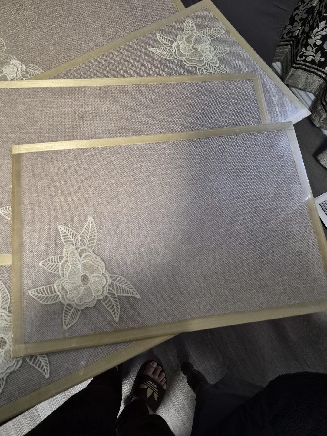 Set of 6 Floral Embroidered Placemats