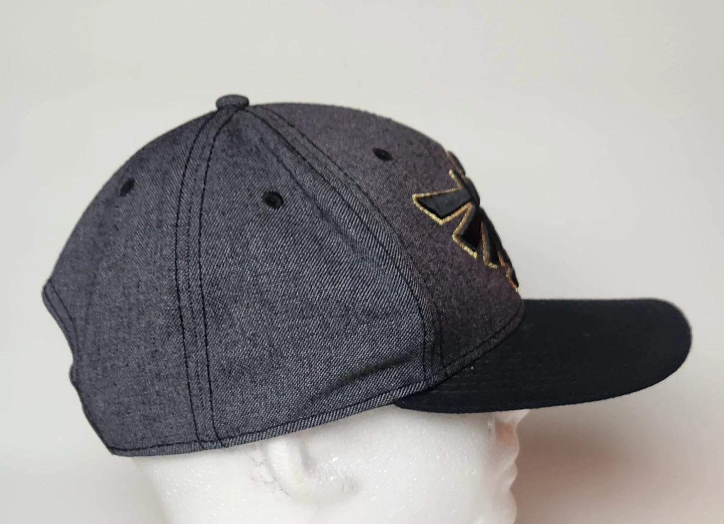 Nintendo Legend of Zelda Snapback Cap - Rare - photo 2
