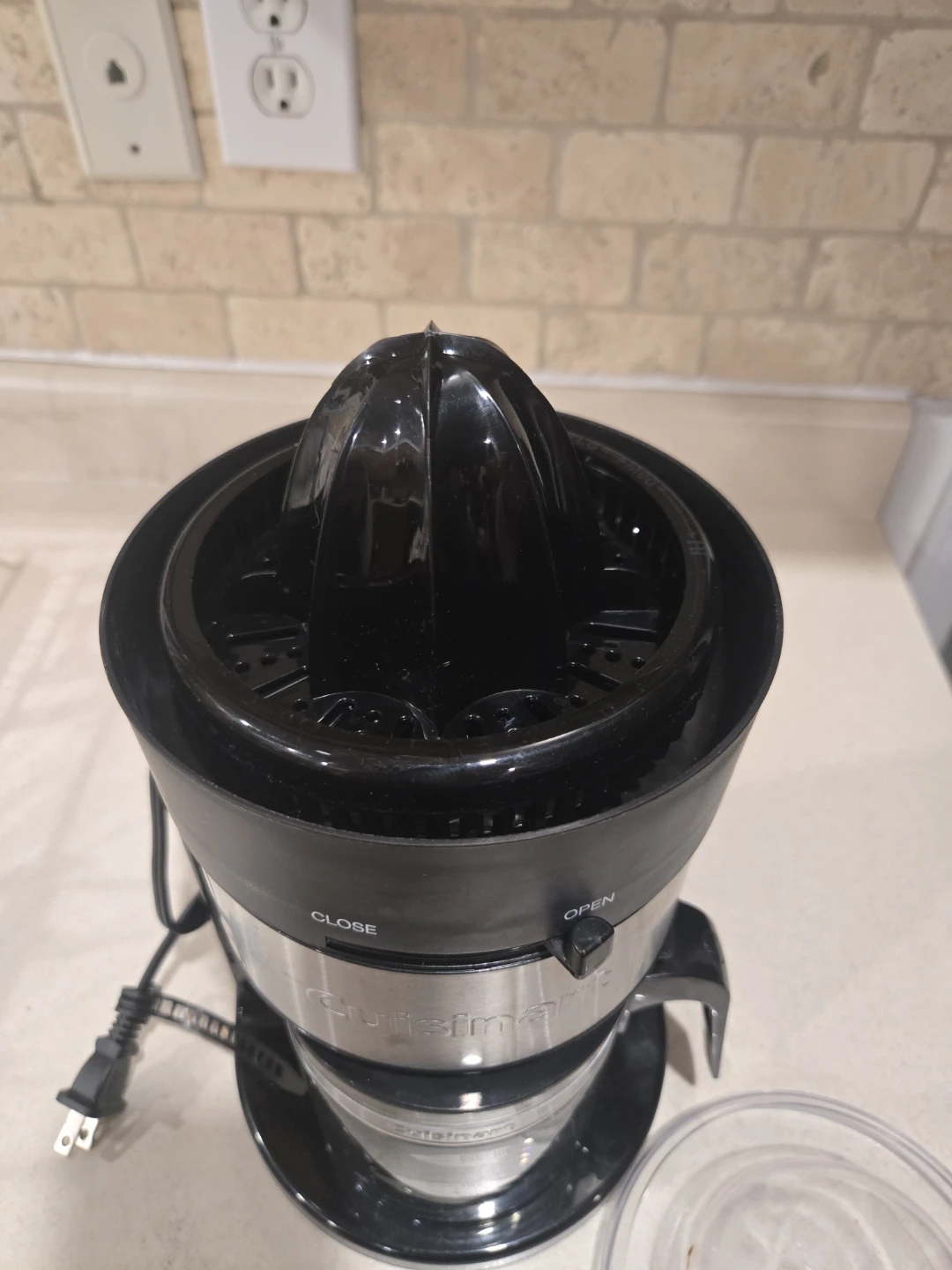 Cuisinart Citrus Juicer - photo 2