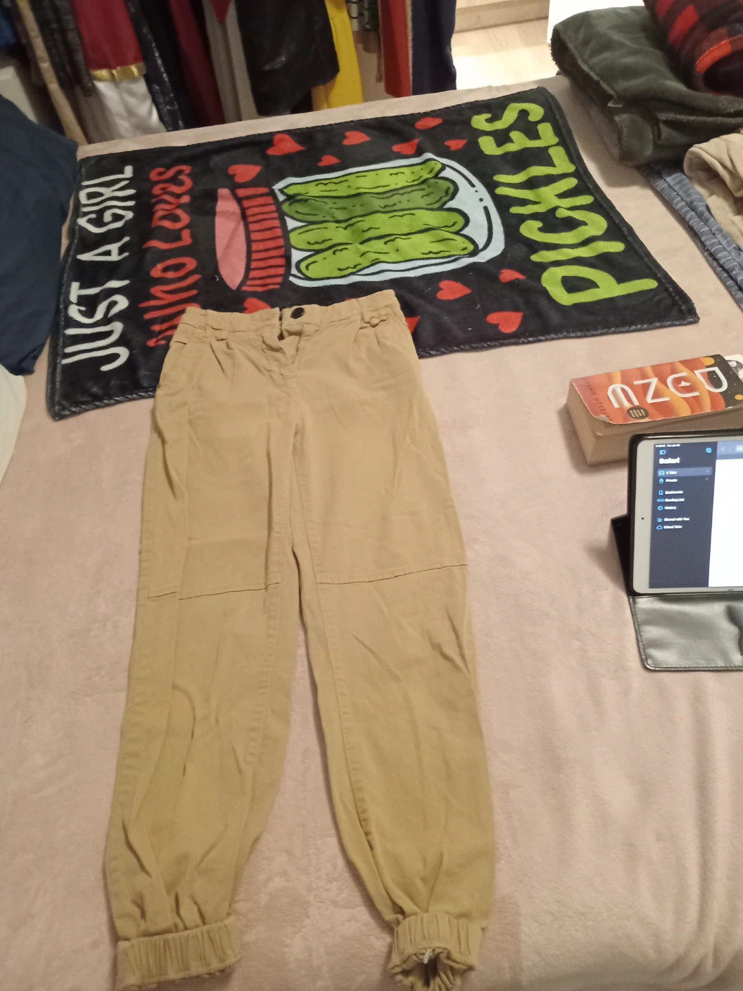 Bershka Beige Jogger Pants - Size USA 02 - photo 2