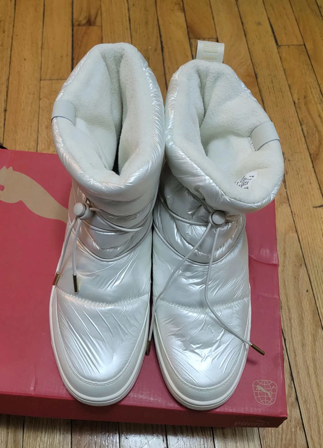 Puma Women's White Puffer Snow Boots size 10.5 - photo 4