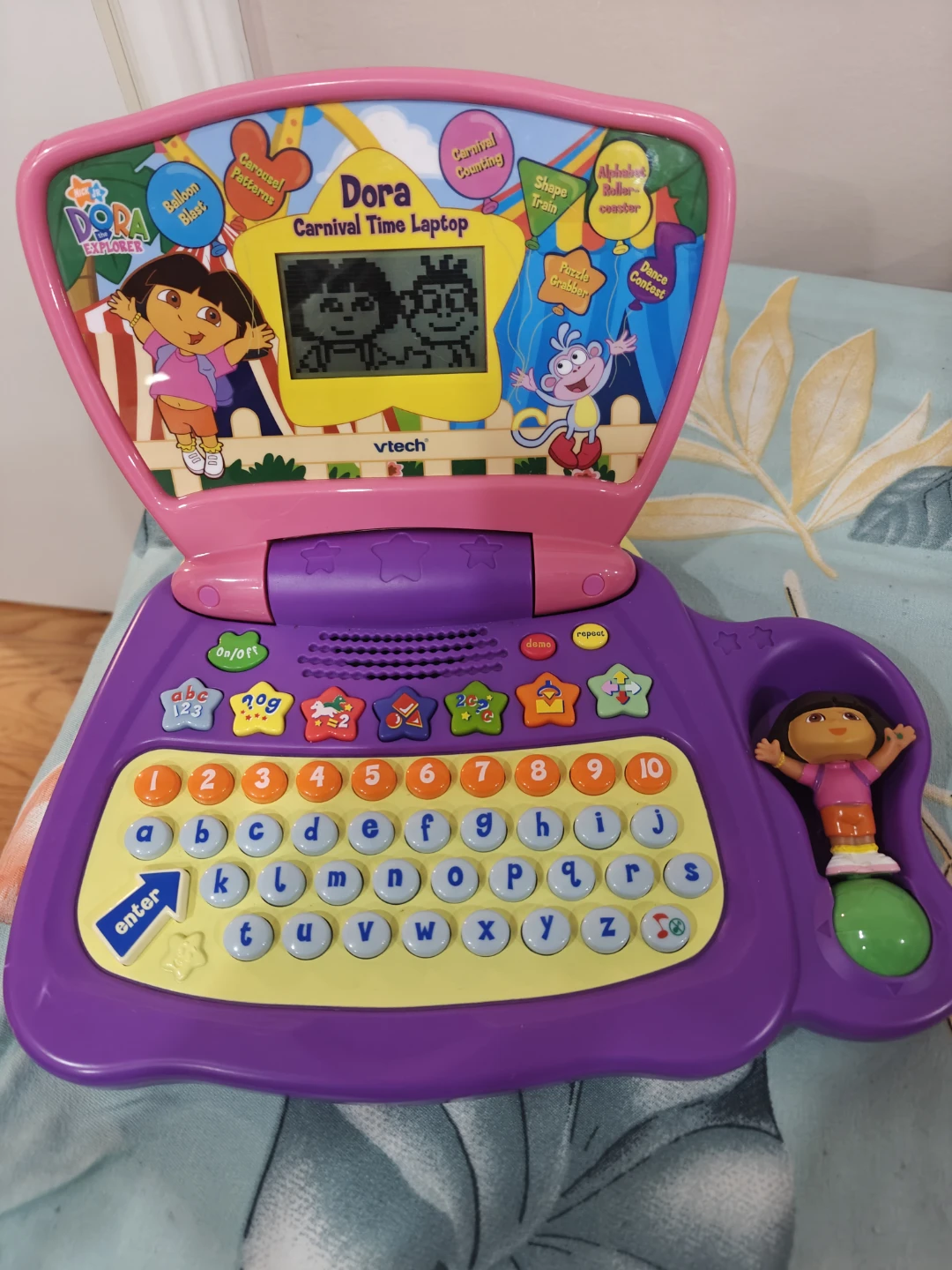 Dora the Explorer VTech Carnival Time Laptop
