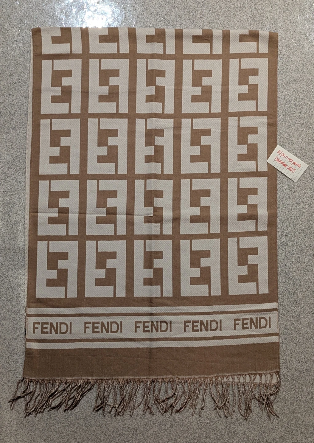 Fendi FF Logo Cashmere/Wool Scarf - reversible - new condition - photo 3