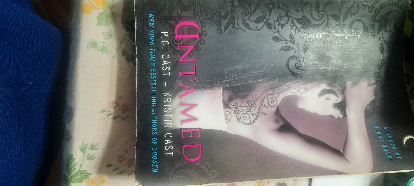 Used books for sale⁰