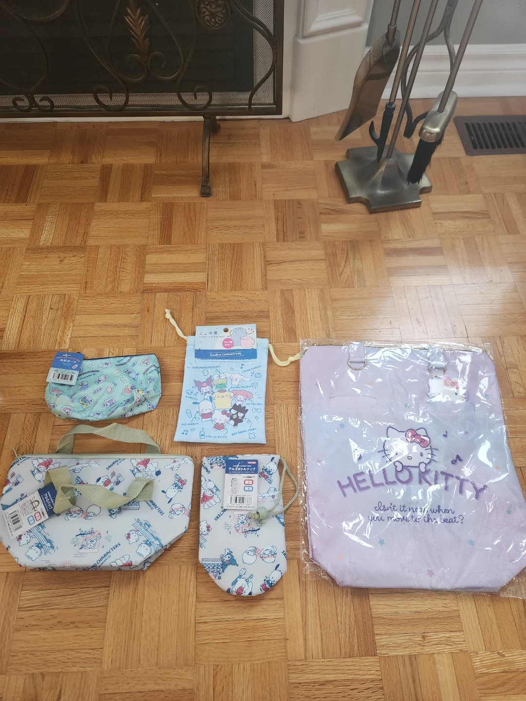 Sanrio Characters Hello Kitty Bags/Tote NWT