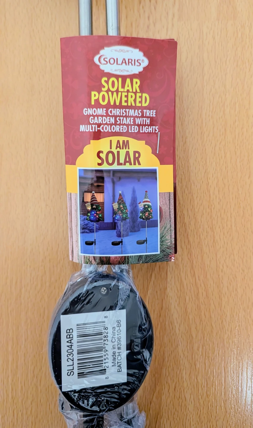 Brand New Solaris Solar Powered Gnome Christmas Tree Stake - photo 2