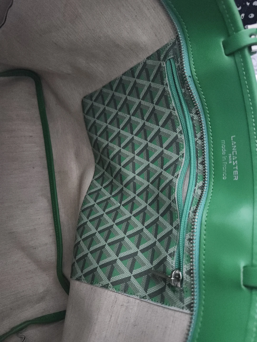 Lancaster Tote Bag - photo 2