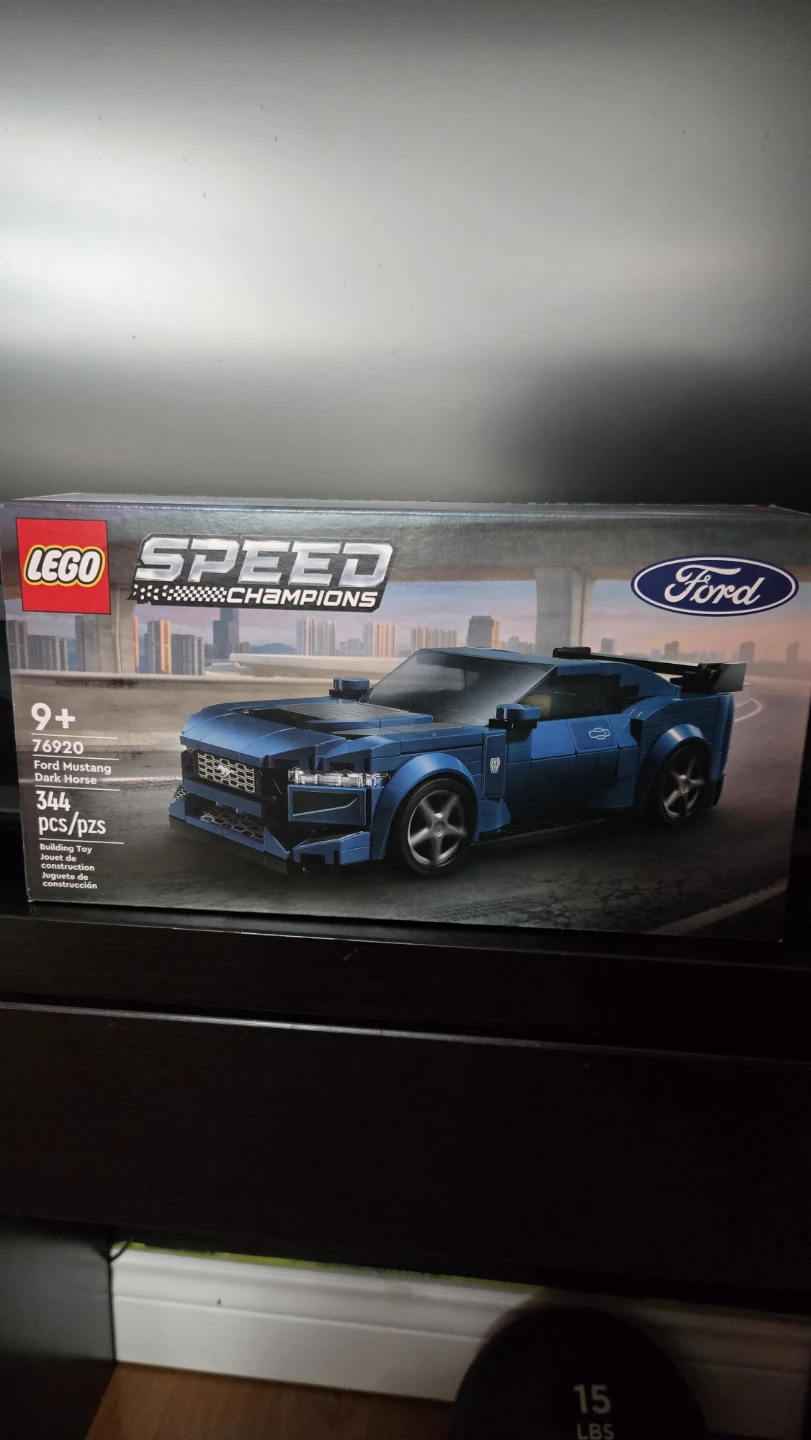 New LEGO Speed Champions Ford Mustang Dark Horse