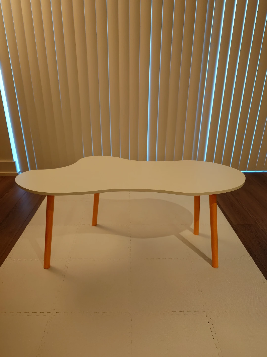 White Cloud Shaped Coffee Table with Wooden Legs - photo 4