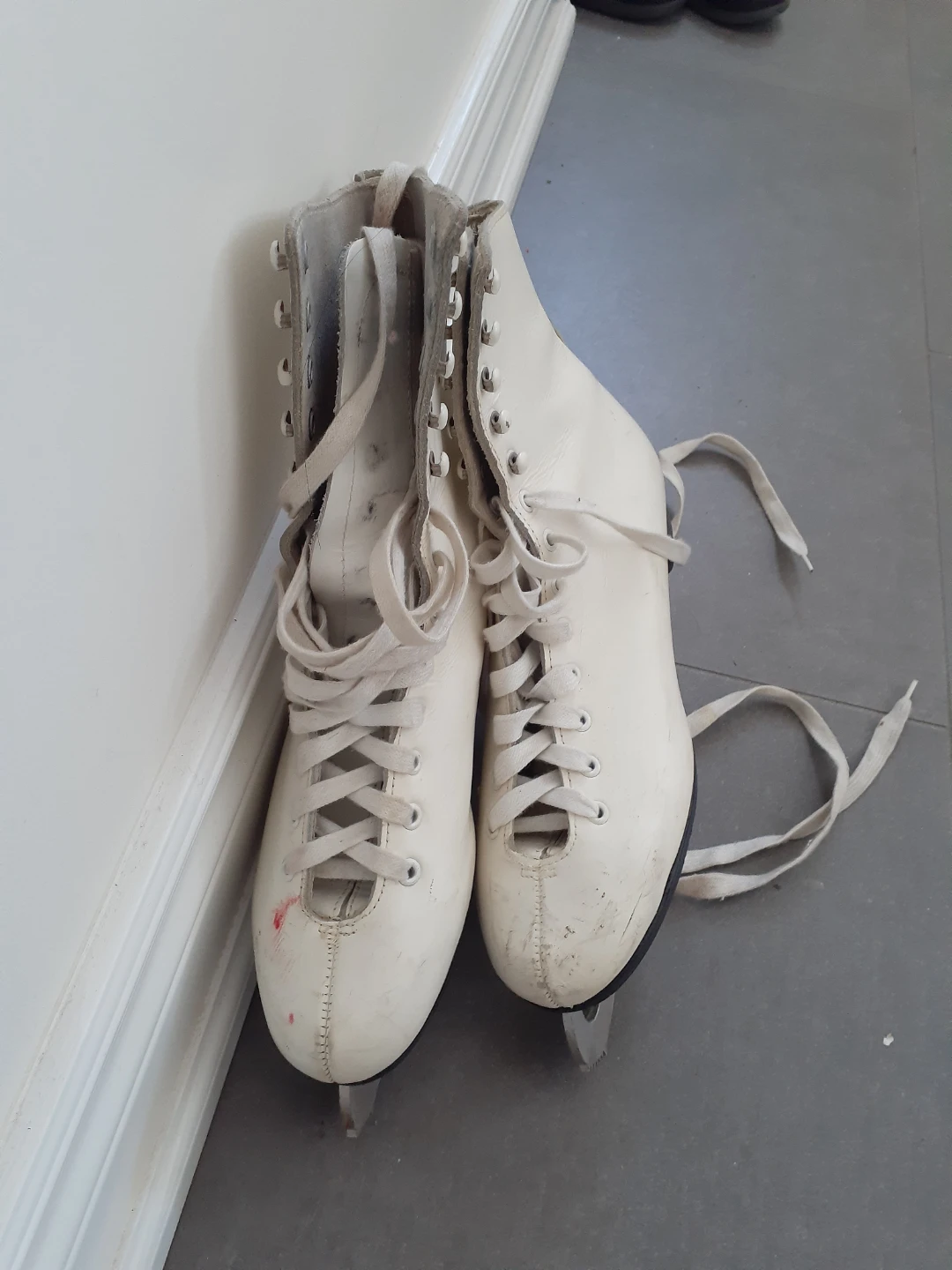 Vintage Simpsons Supremacy Figure Skates - Narrow Fit - photo 2