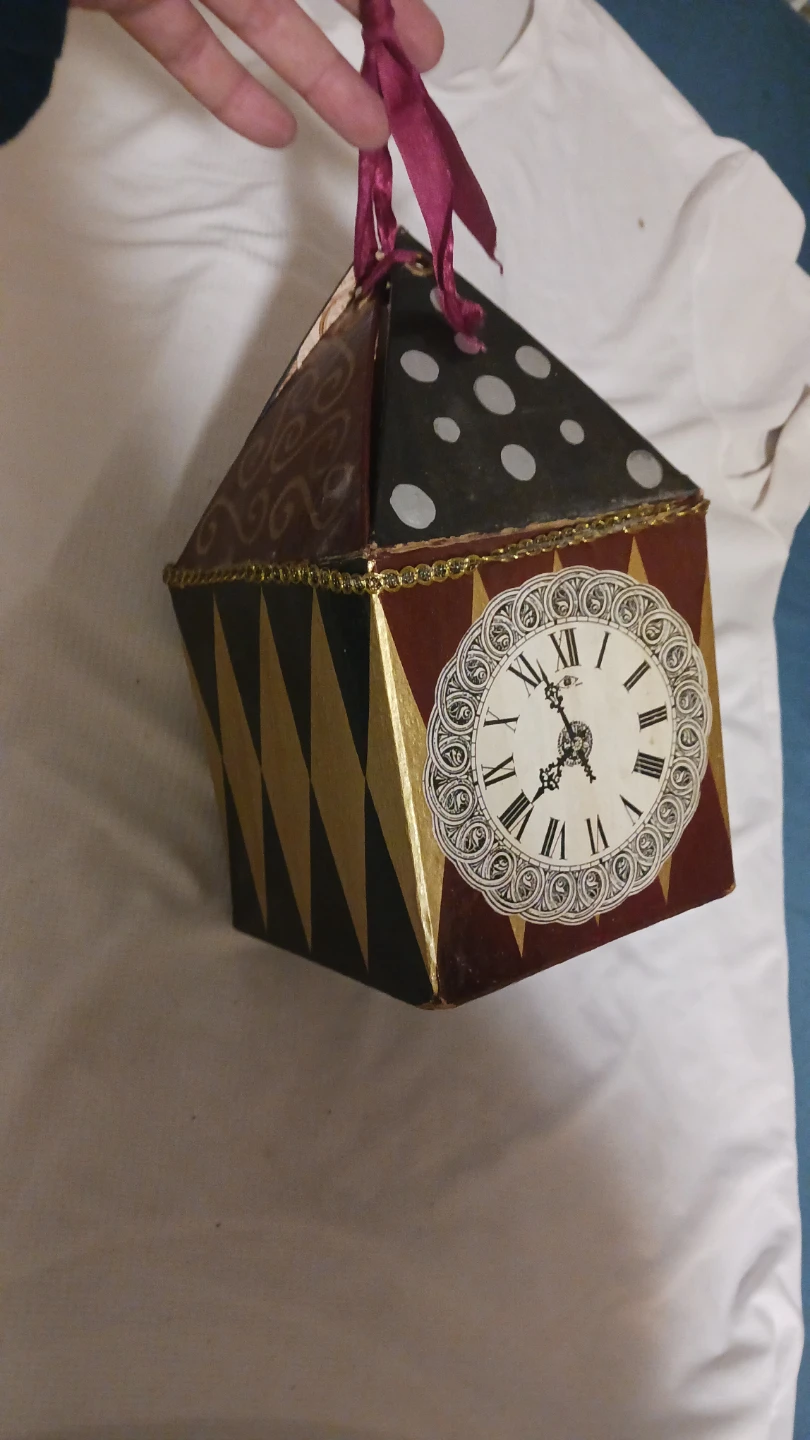 Decorative Clock Themed Gift Box