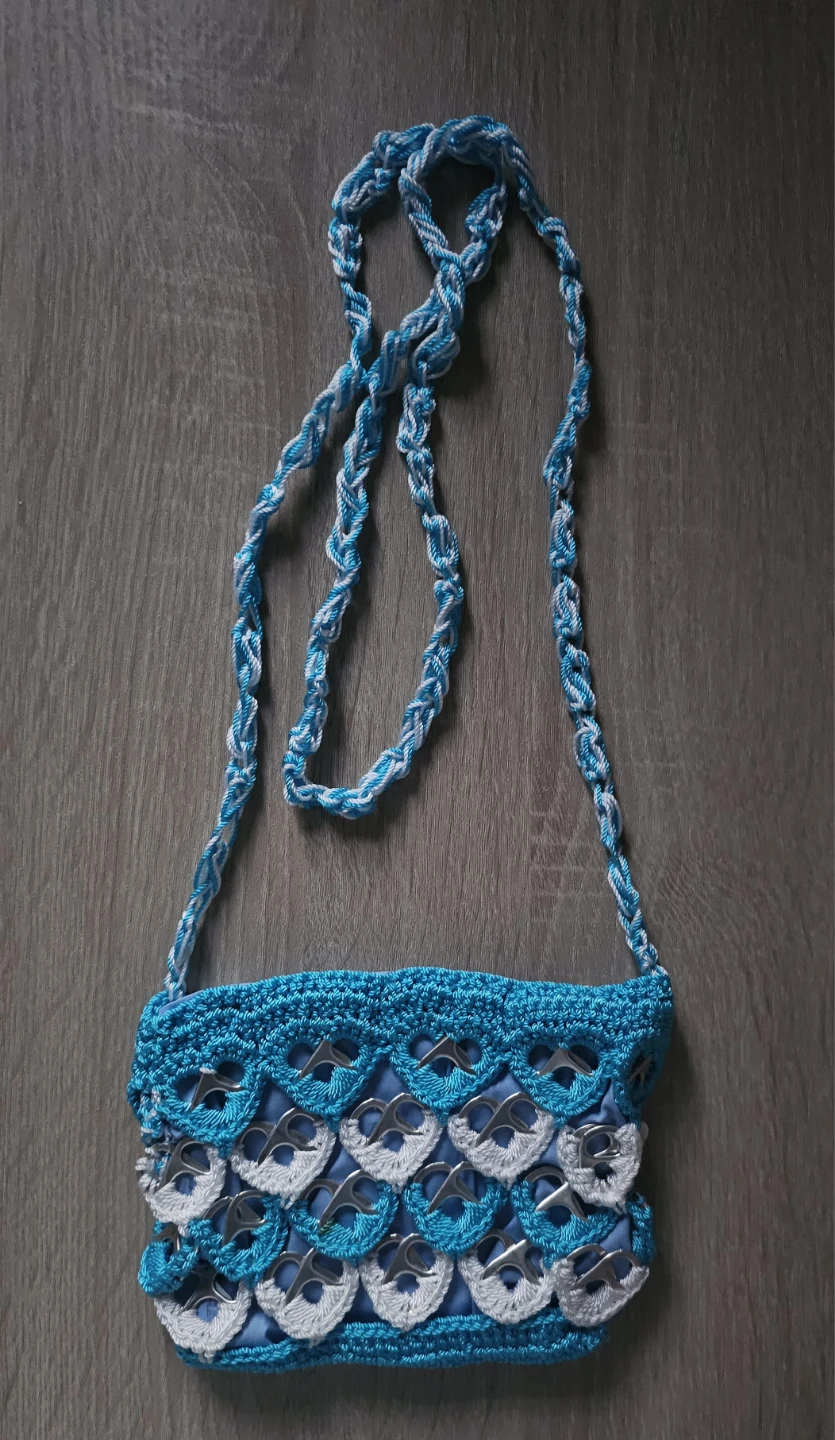 Handmade Crocheted Soda Tab Purse - photo 2