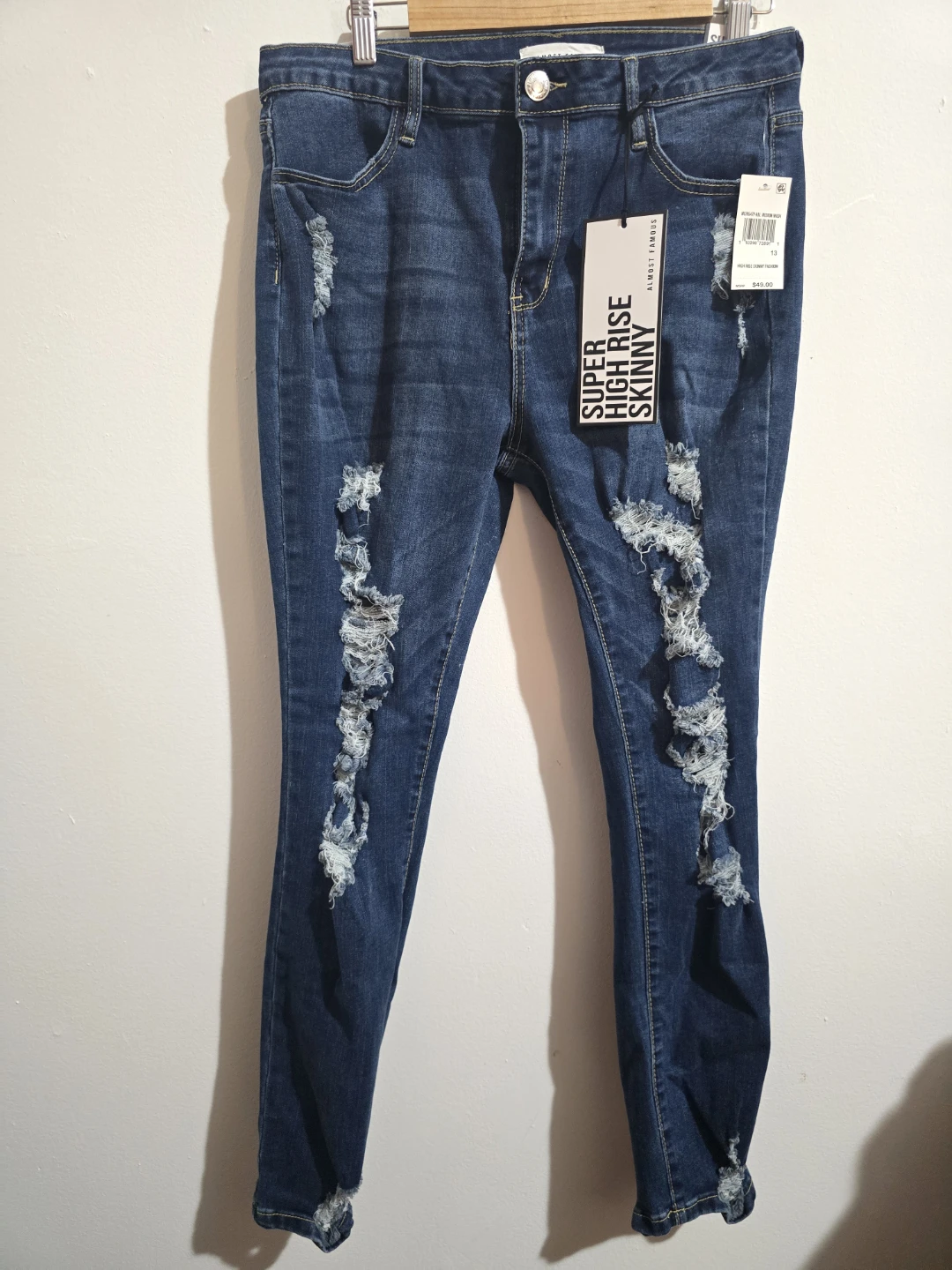 Almost Famous Super High Rise Skinny Jeans - Size 13