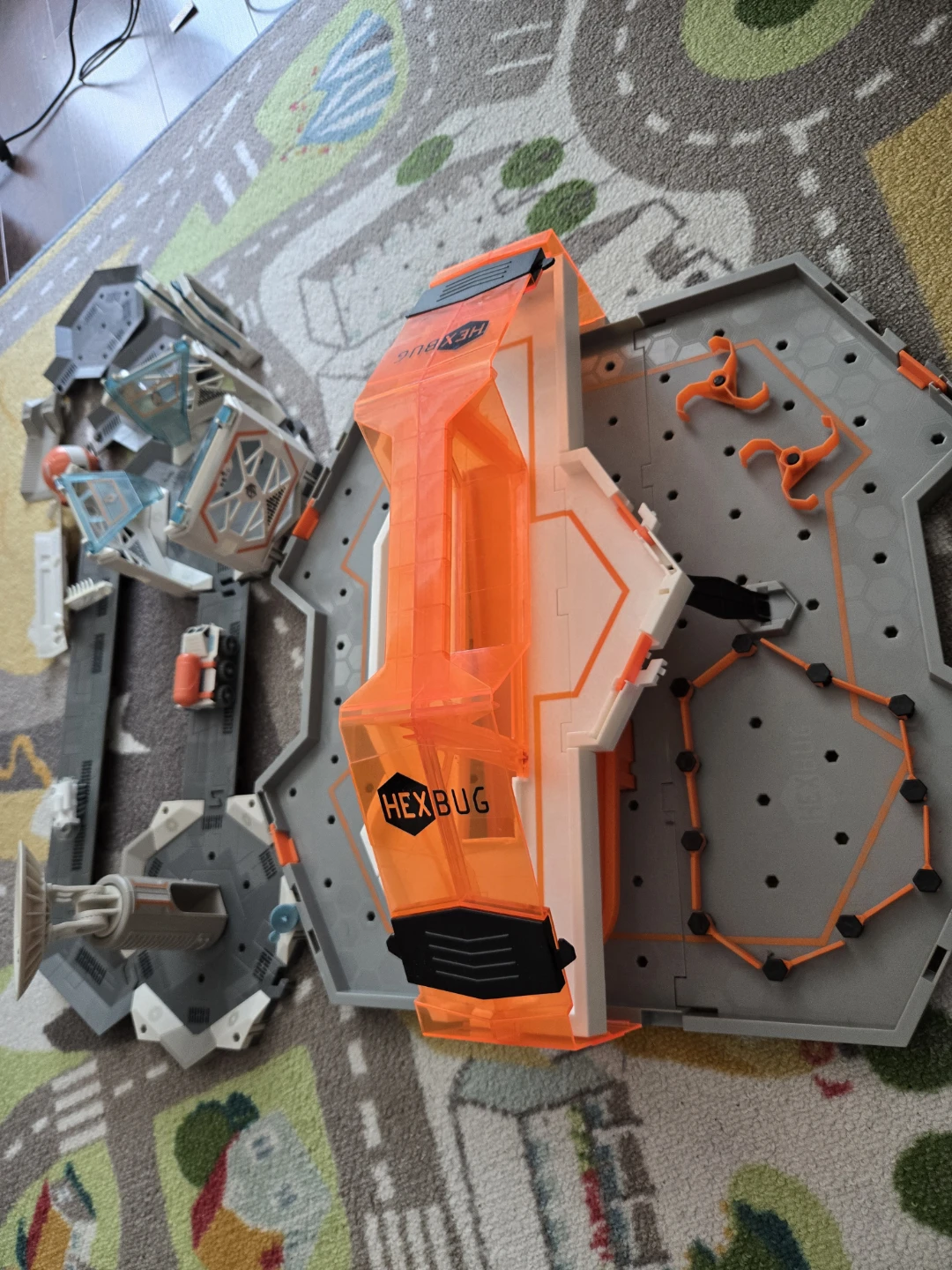 HEXBUG Habitat Construction Toy Set and Portable Case - photo 3