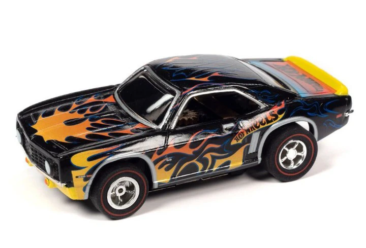 Auto World Hot Wheels '69 Chevy Camaro SS Slot Car (Brand New) - photo 3