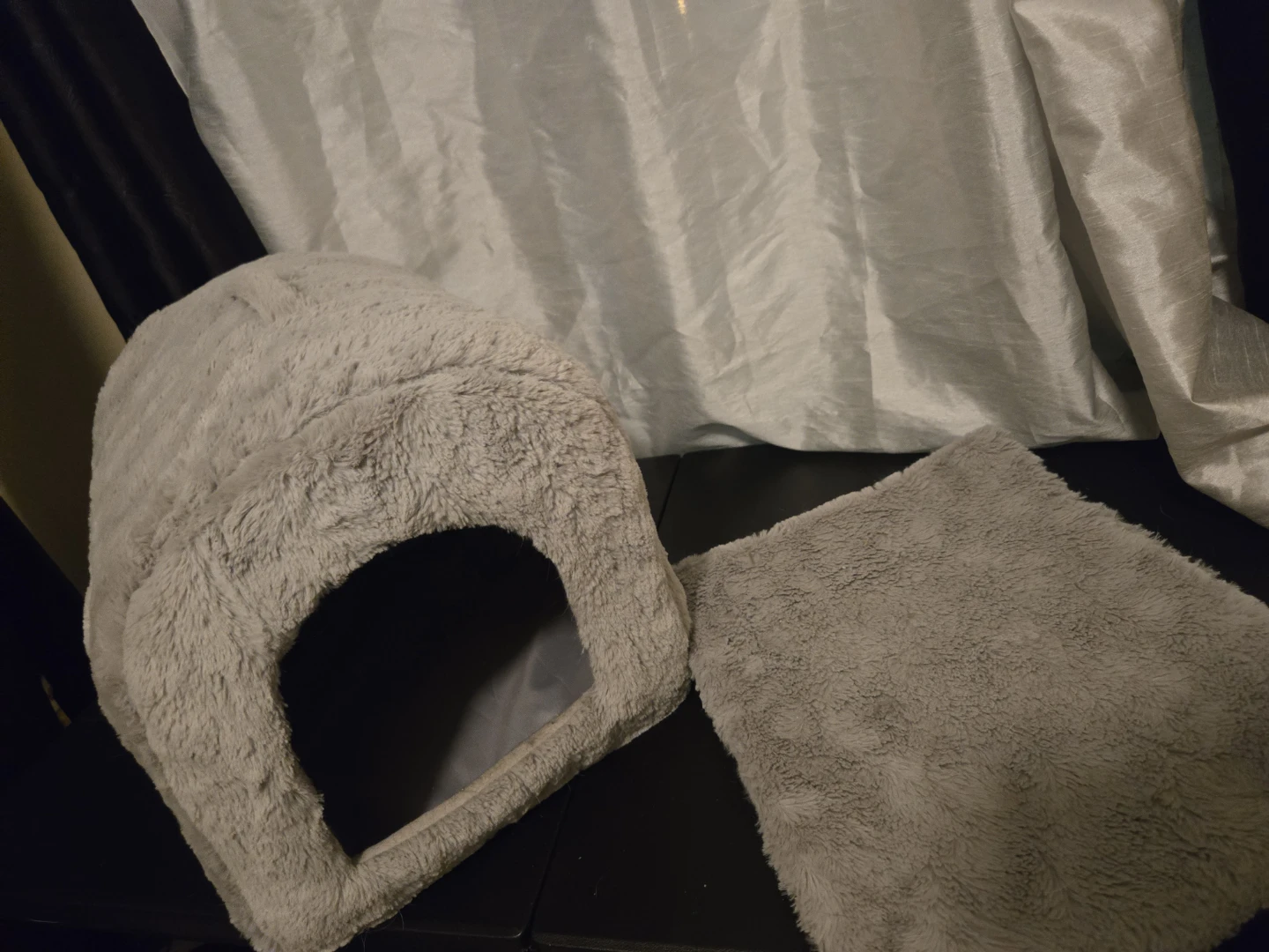 Cute cat hide away house - photo 3