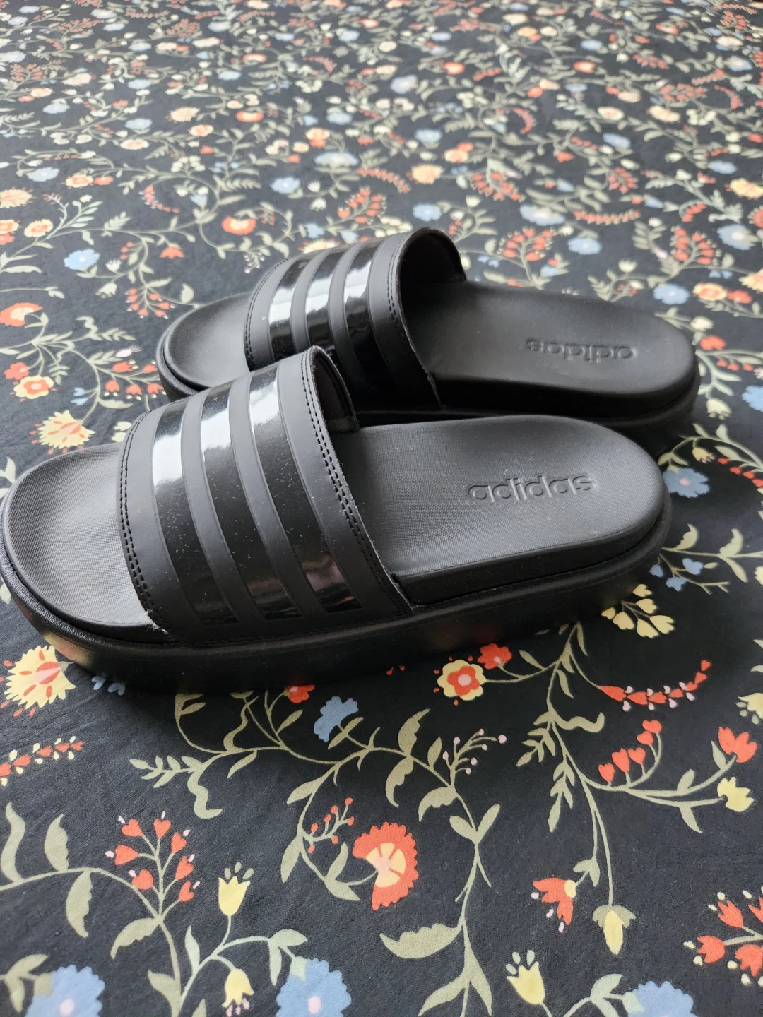 Adidas Slides 🧡 - photo 2