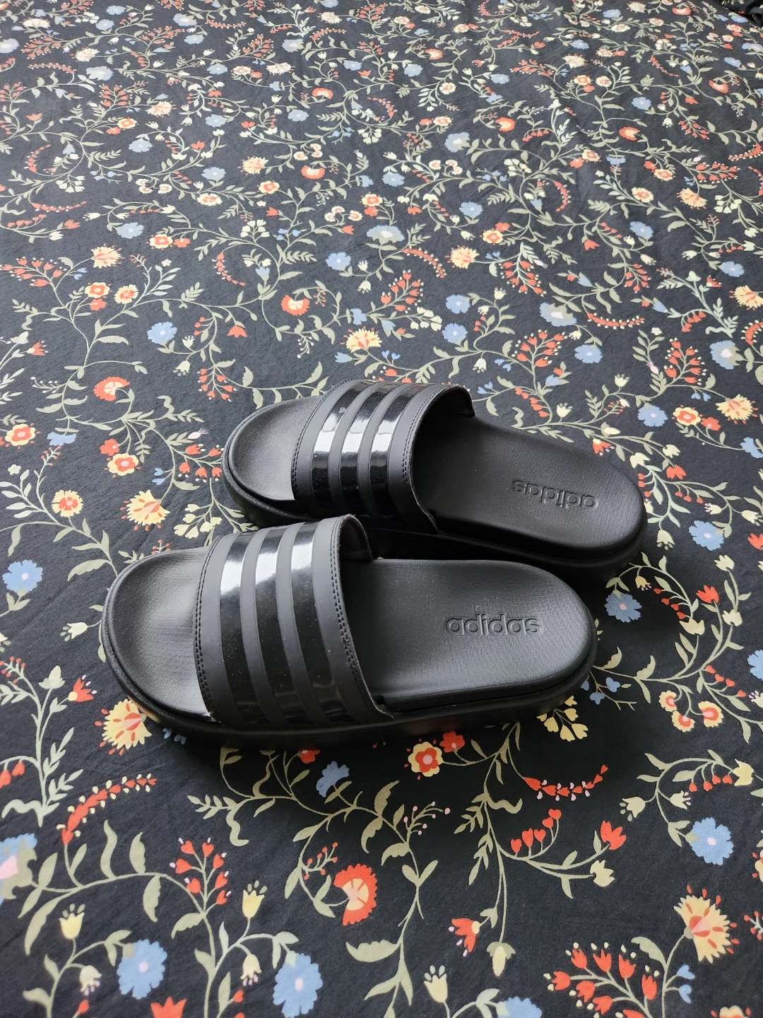 Adidas Slides 🧡 - photo 3
