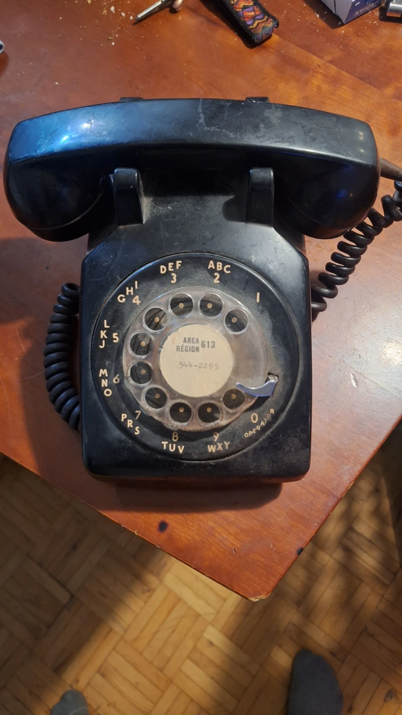 Vintage Rotary Phone - Black
