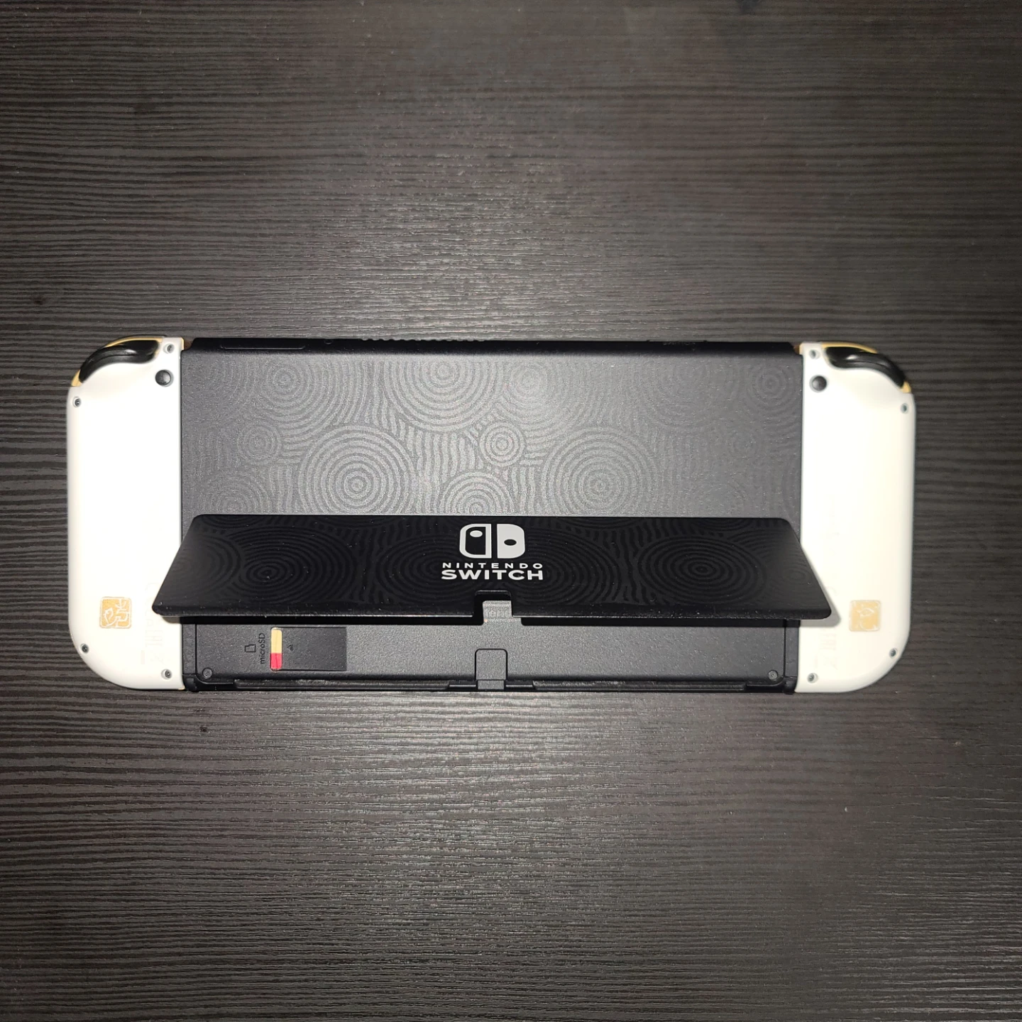 Nintendo Switch OLED Console - Tears of the Kingdom Edition - photo 2