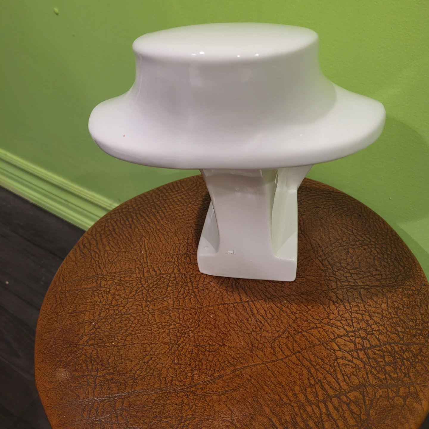 White Ceramic Necklace Bust Display Stand - photo 2
