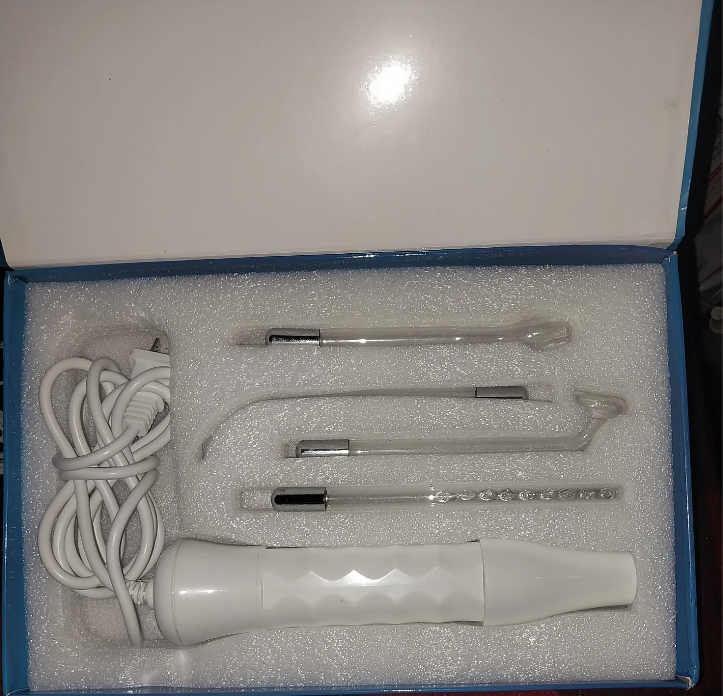 Portable High Frequency Facial Machine with Electrodes - photo 2