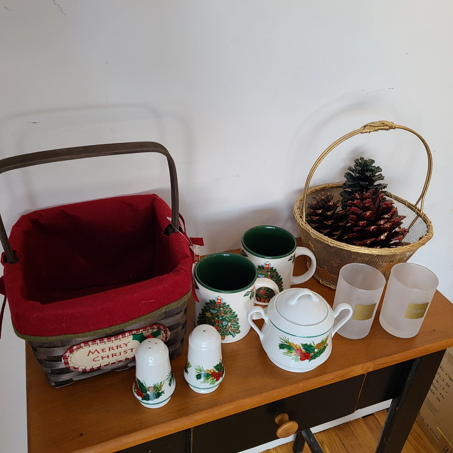 Christmas Decor & housewares all for $10! - photo 3