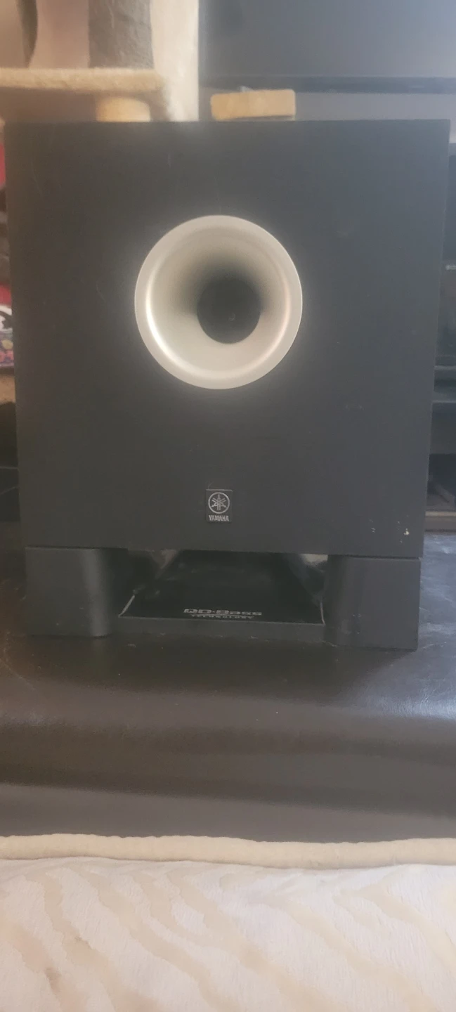 Yamaha YST-SW011 Subwoofer