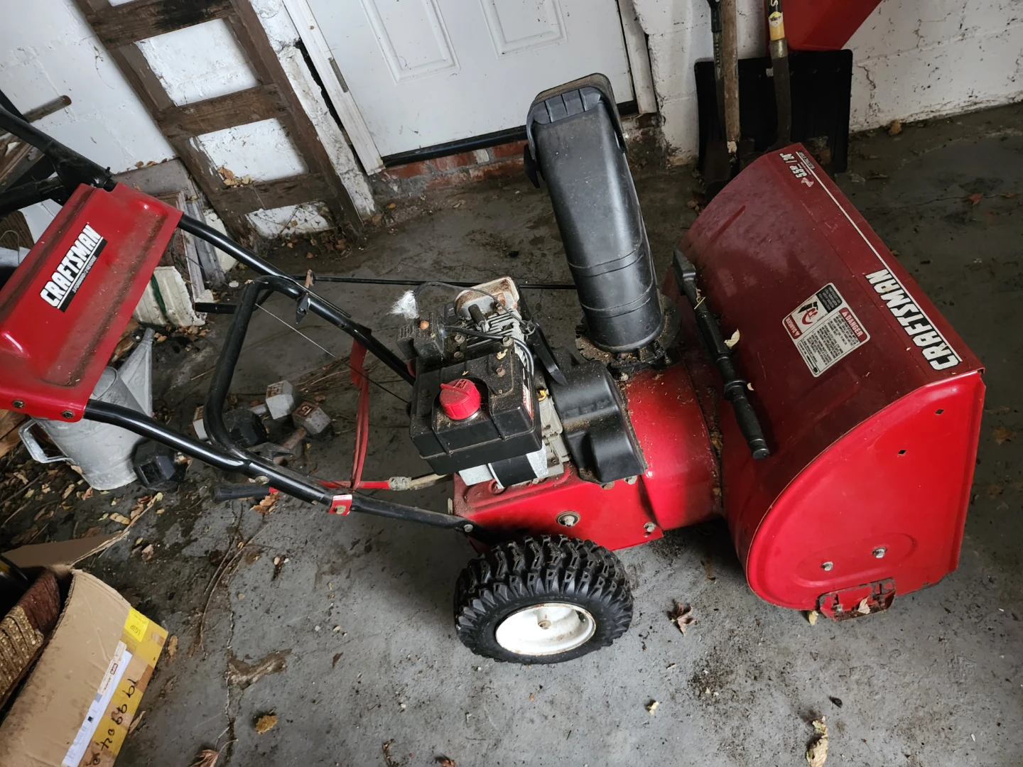 Craftsman 5.5 HP 21" Snow Blower - photo 2