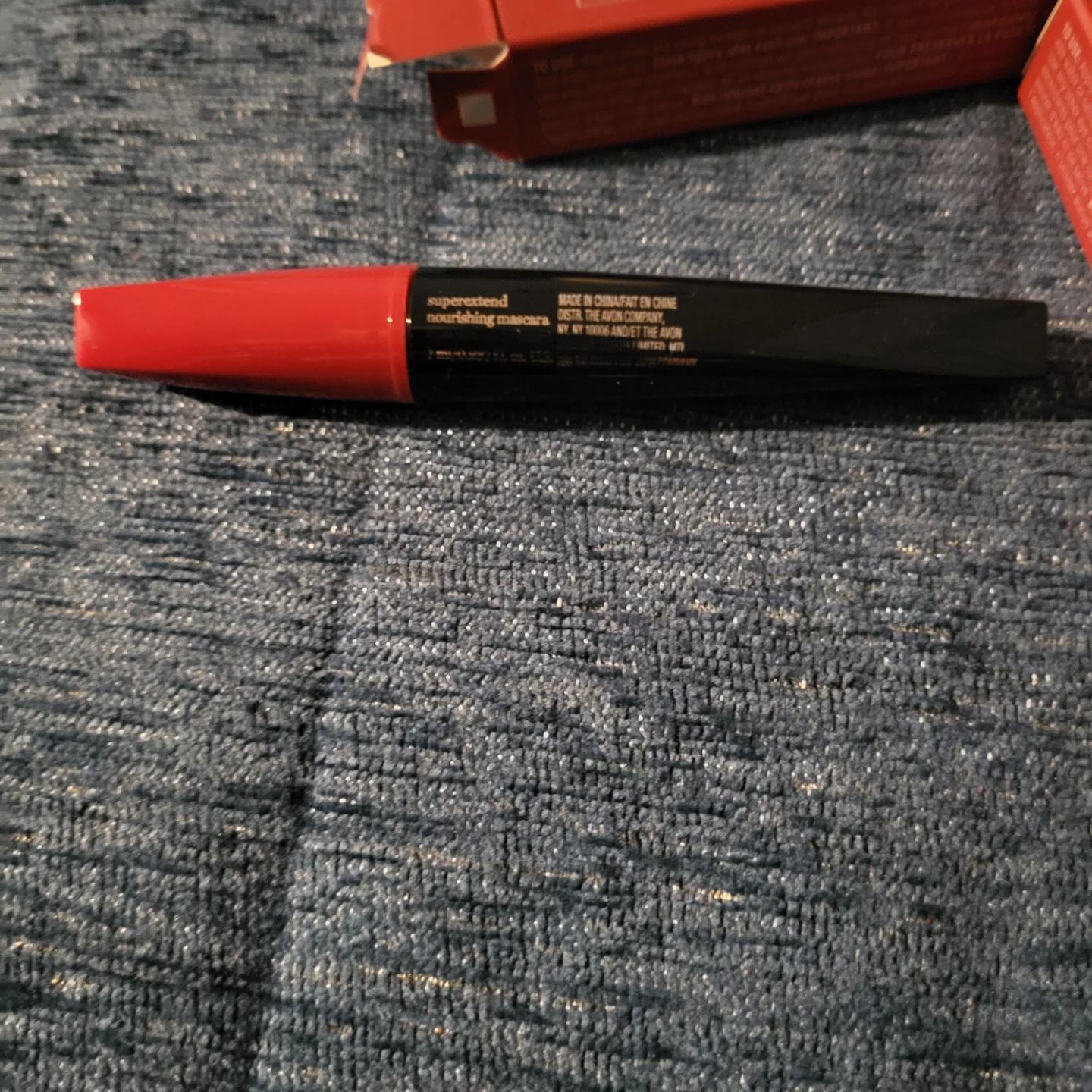 New Avon Glimmer SuperExtend Nourishing Mascara - photo 2