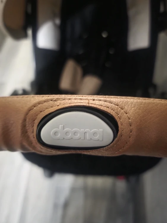 Doona Infant Car Seat/Stroller - photo 2