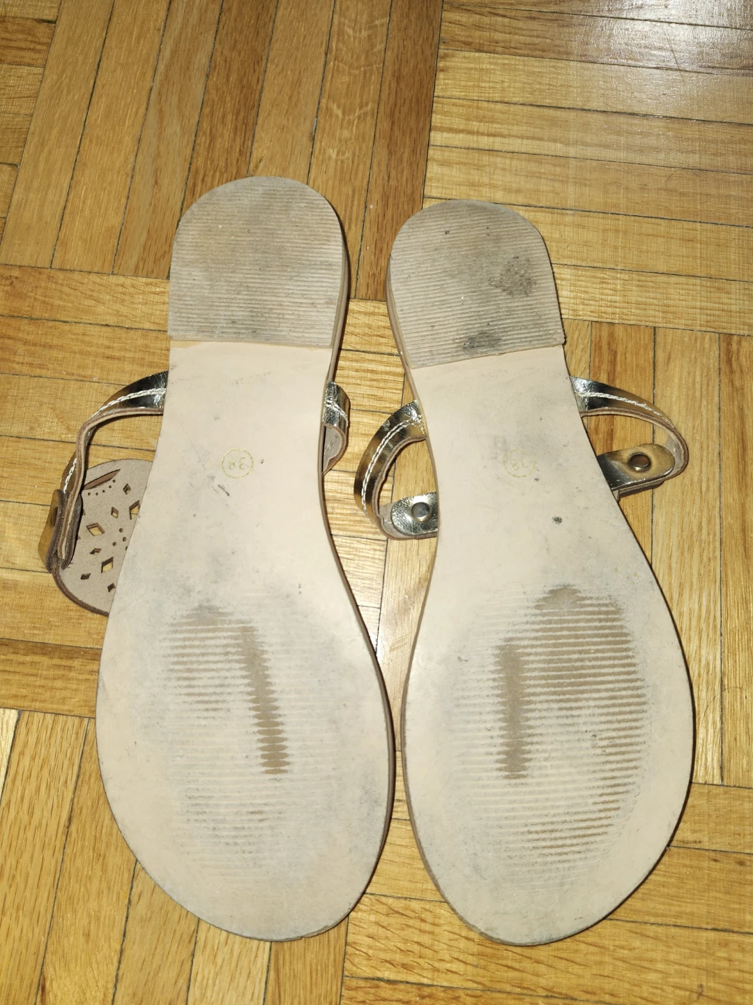 Anouk by Payless Gold Embellished Thong Sandals Size 38 - photo 2
