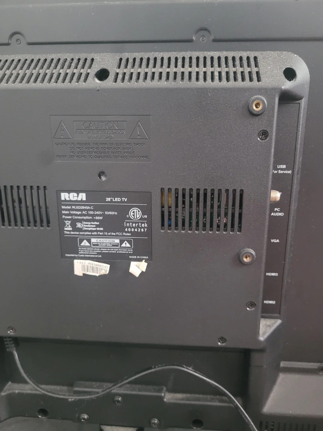 RCA 28" LED TV - photo 4