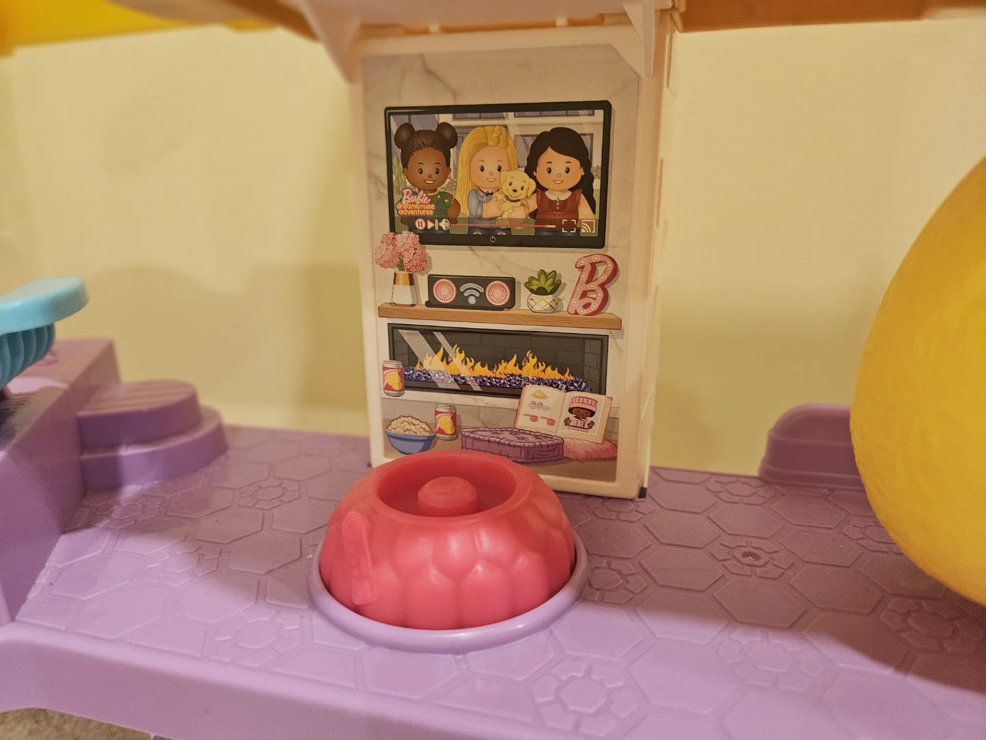 Fisher-Price Little People Barbie DreamHouse - photo 5