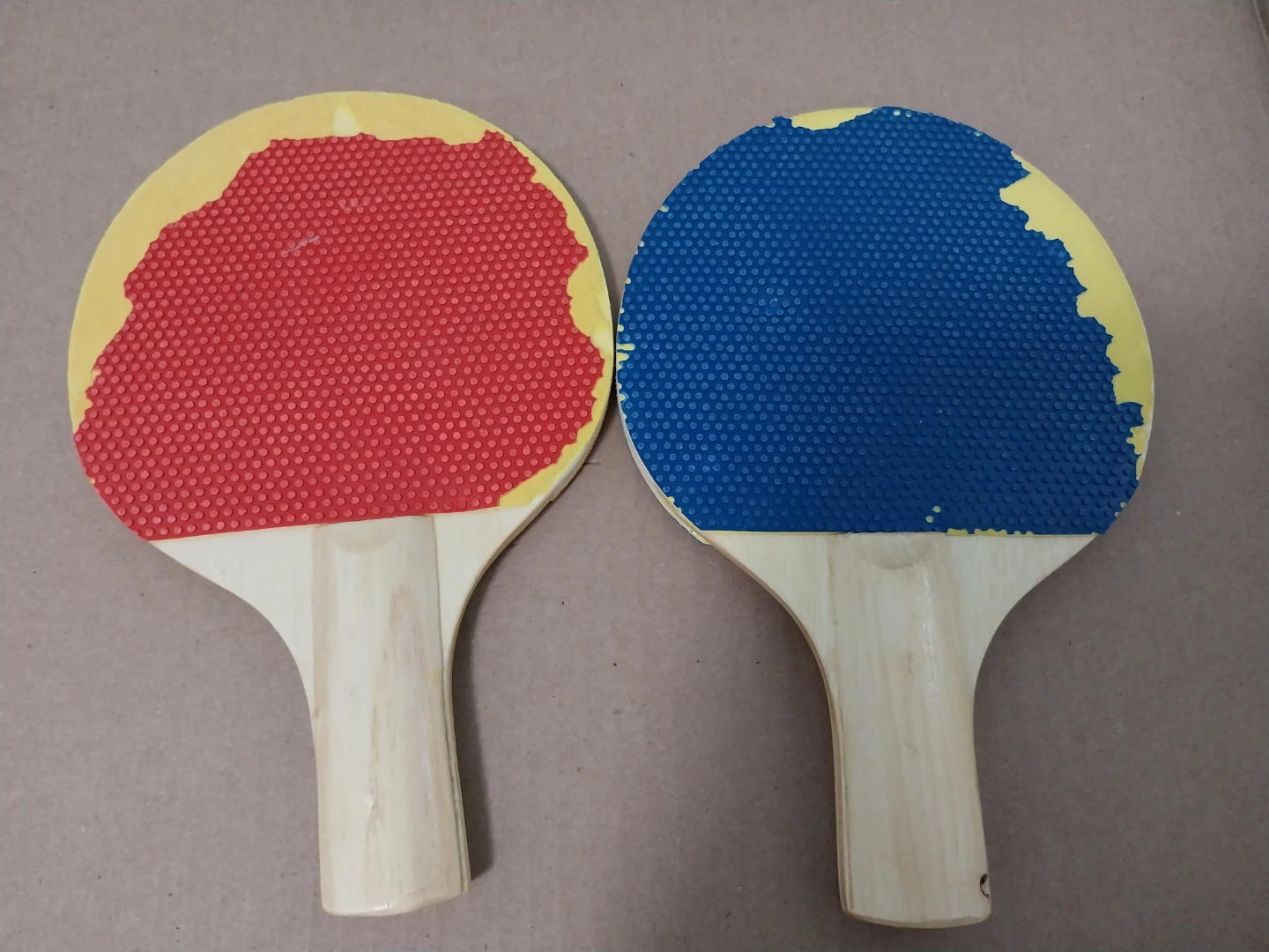 Table Tennis / Ping Pong Paddles (2) Small Size - photo 2