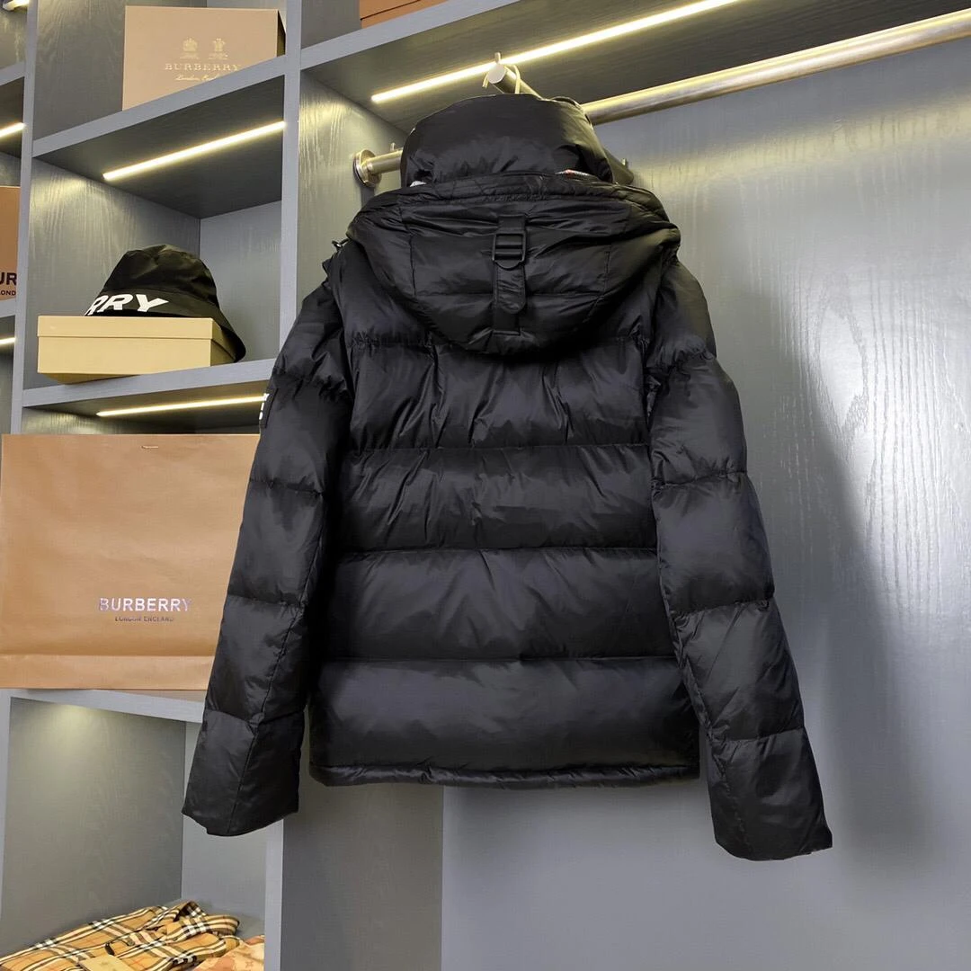 Burberry London England Black Puffer Jacket - photo 3
