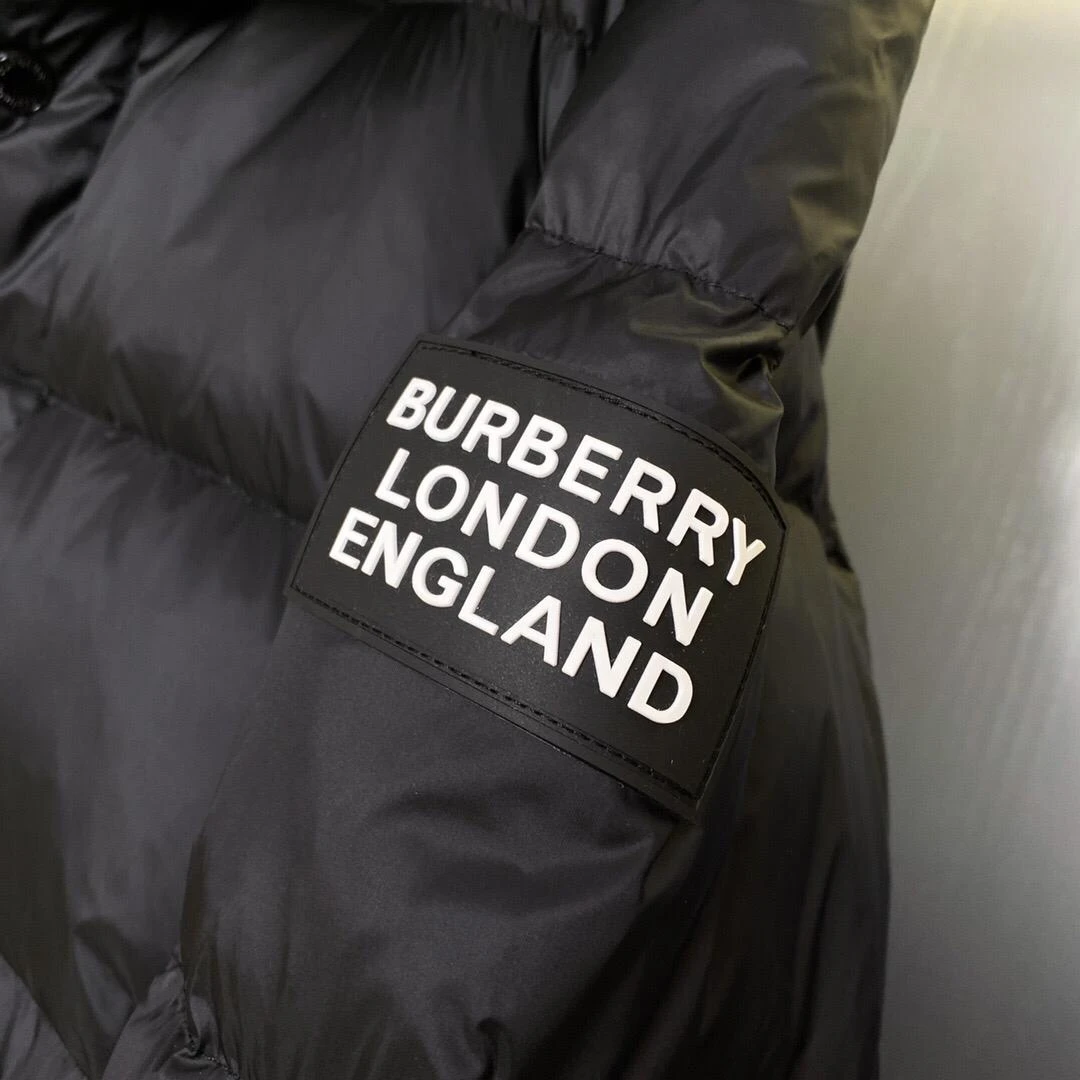 Burberry London England Black Puffer Jacket - photo 4