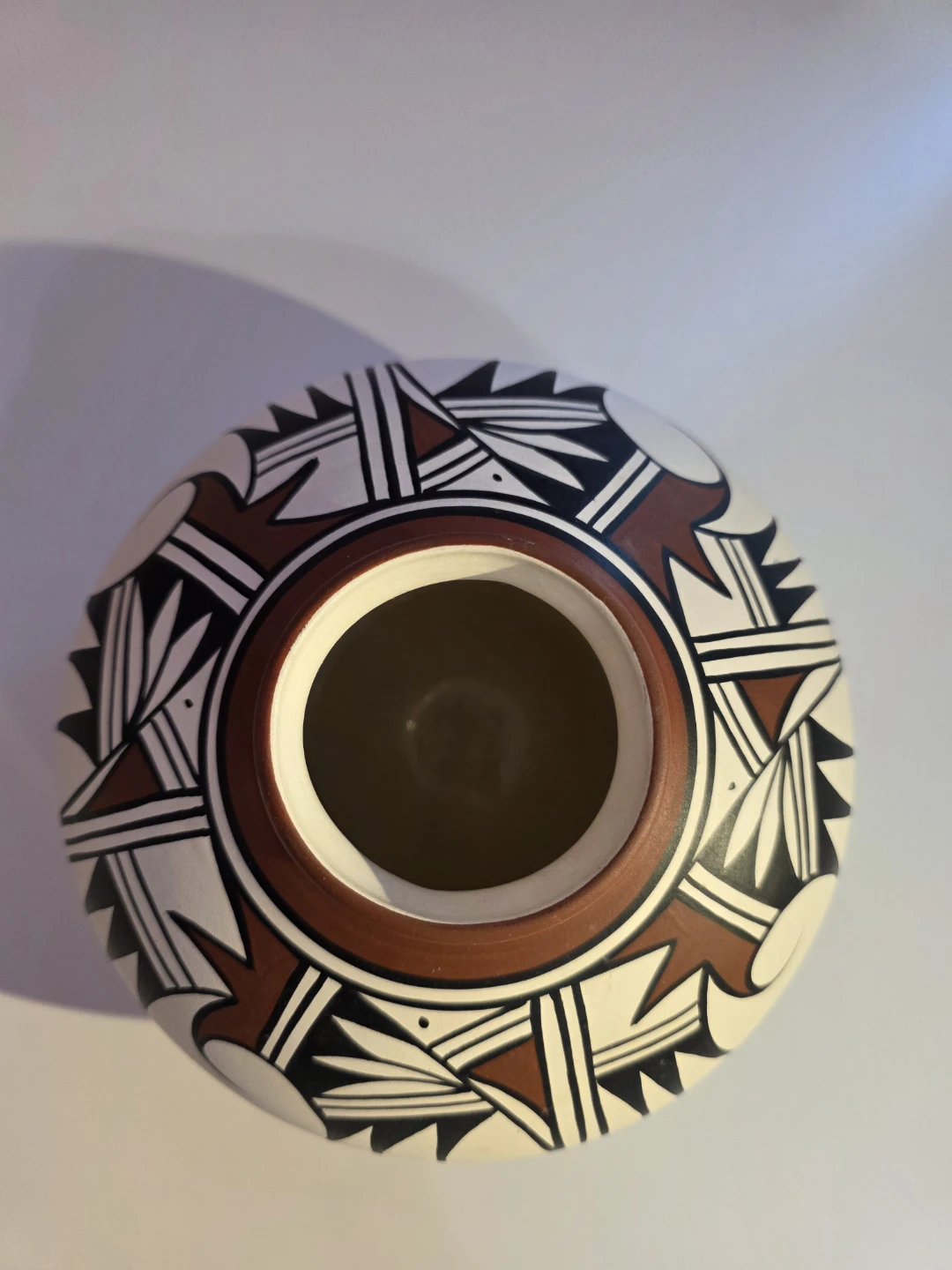 Chris Nakai Native American Pottery Vase - photo 2