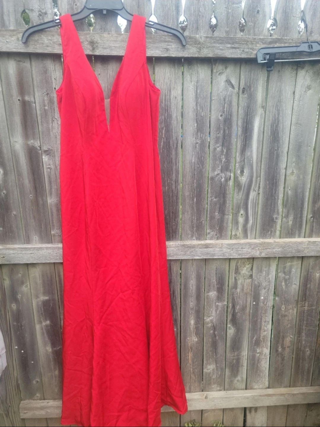 Eureka USA Red V-Neck Maxi Dress Size M