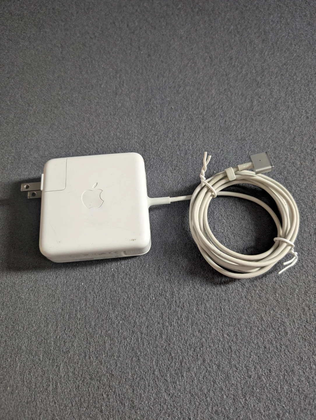 Apple 60W MagSafe 2 Power Adapter (T-Tip)