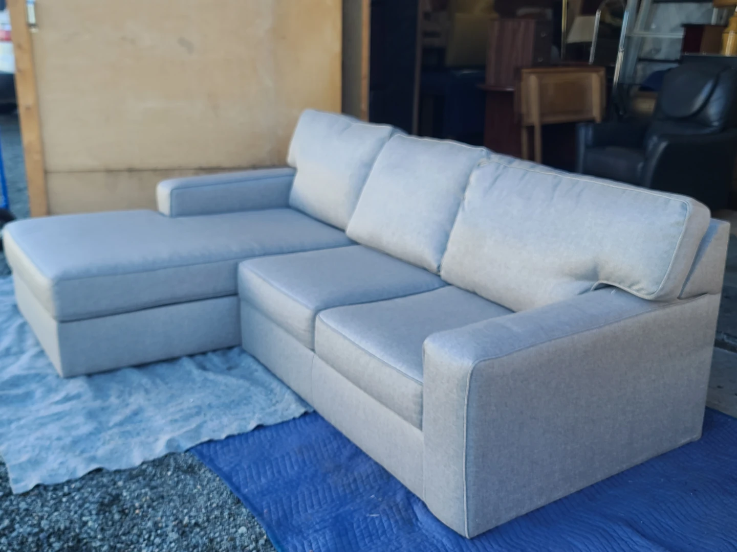 Modern Grey L-Shaped Sectional Sofa with Chaise - photo 4