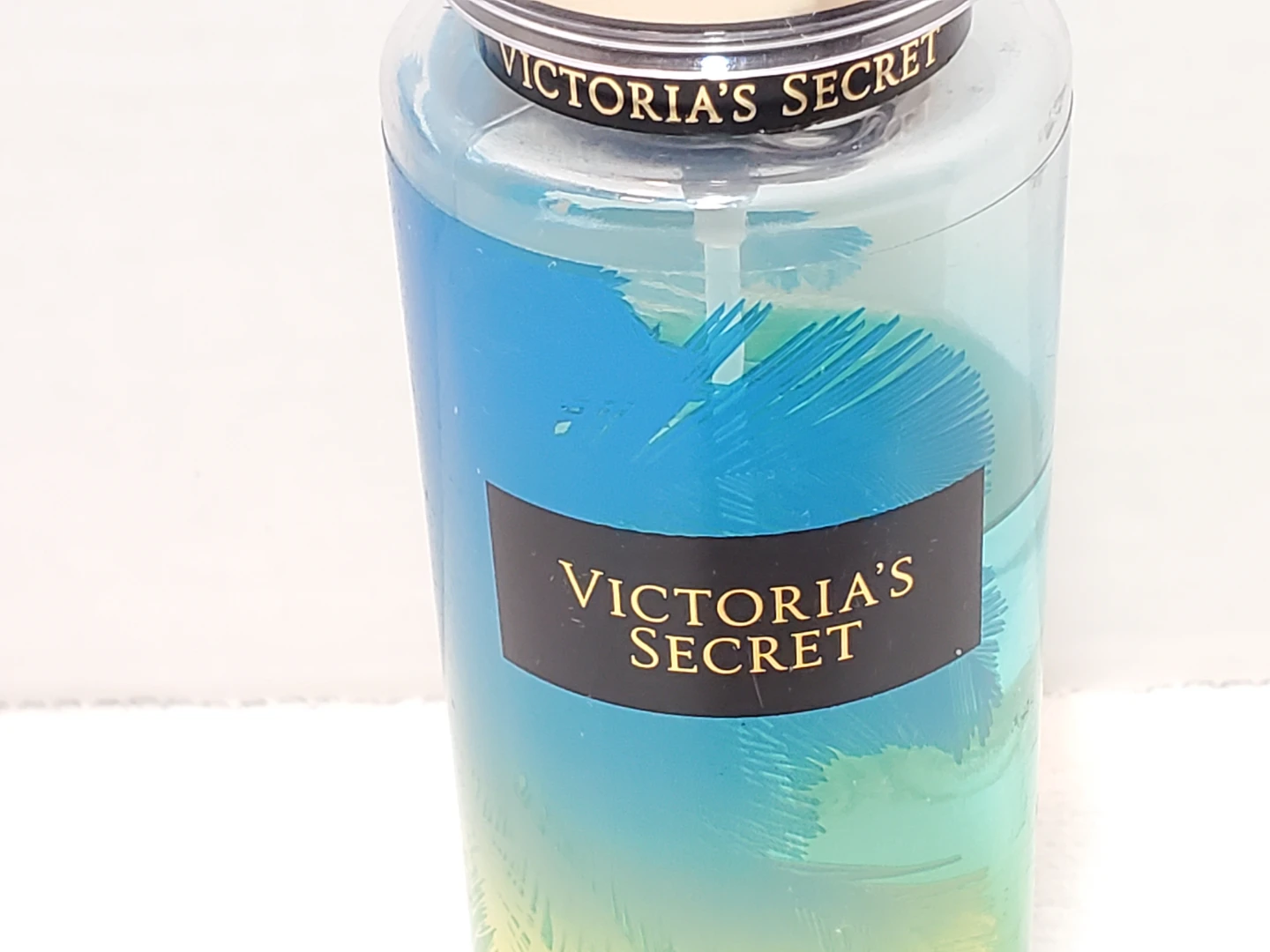 Coconut Sea by Victoria's Secret Women's Fragrance Mist 8.4 oz - photo 3