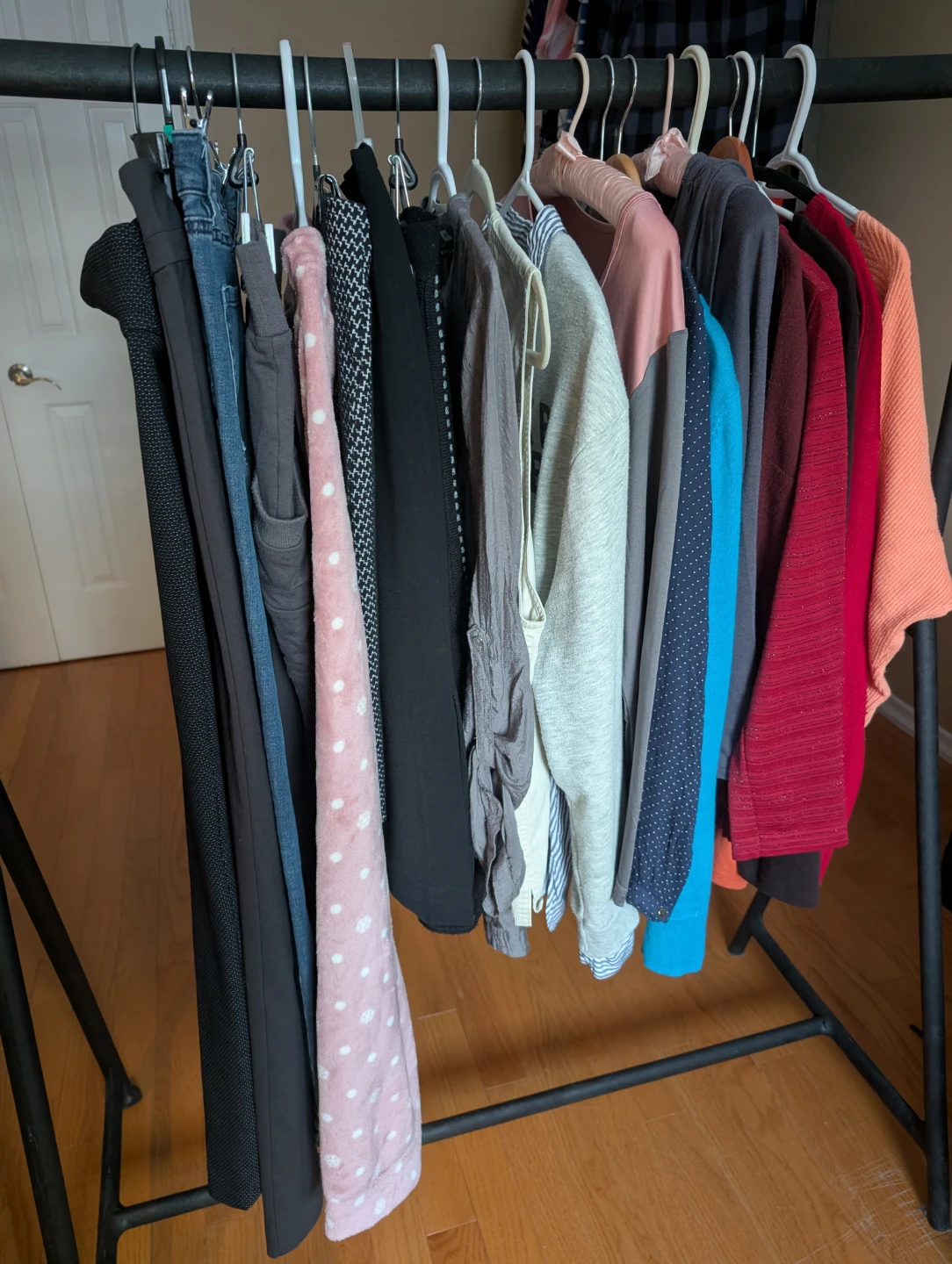 Assorted Women's Clothing Bundle 20 items for one price Size M