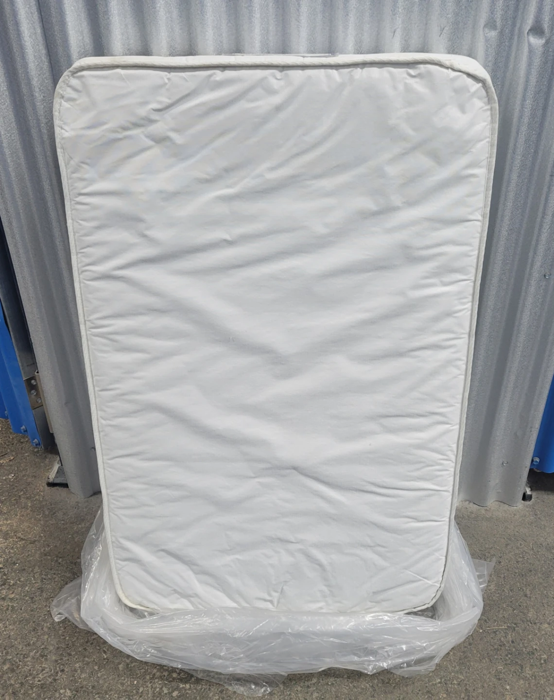 MDB Crescent Mini Crib Mattress - Waterproof