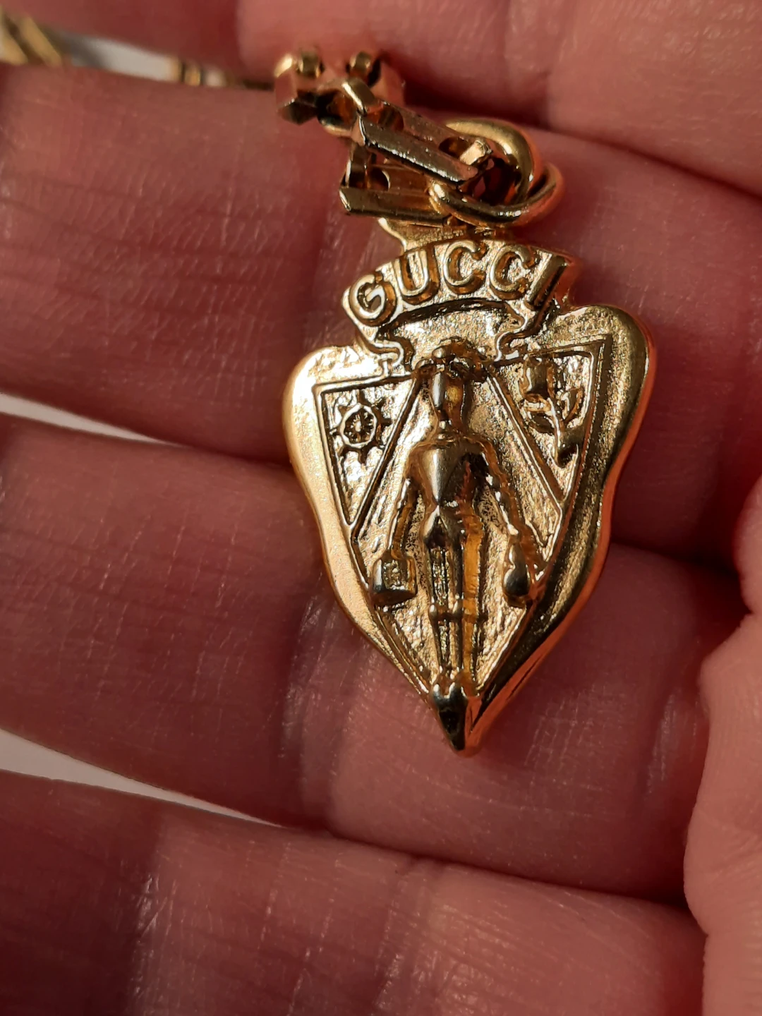 Gucci Gold Tone Necklace with Crest Pendant - photo 3