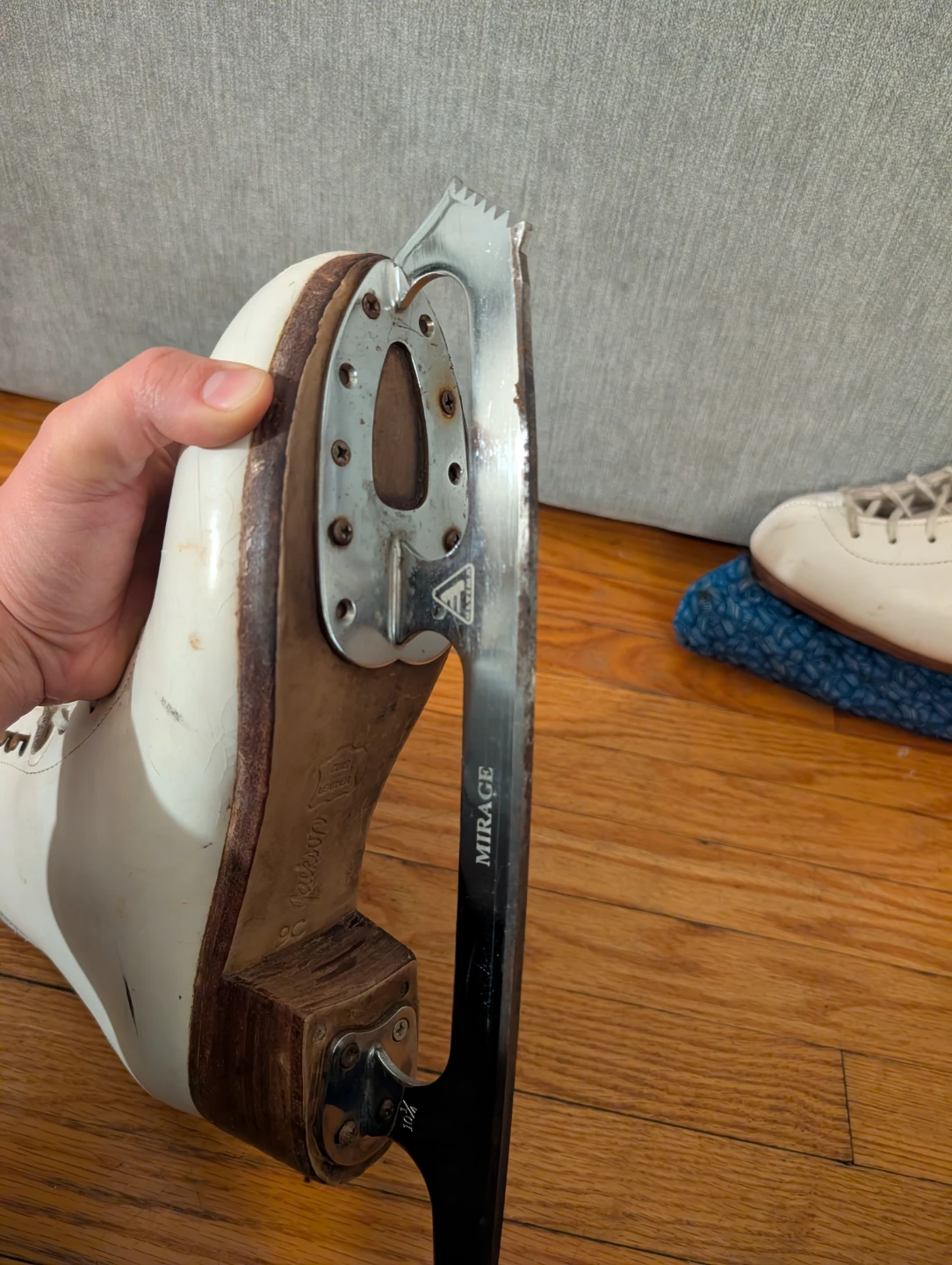 Jackson Figure Skates - Size 9 - photo 4