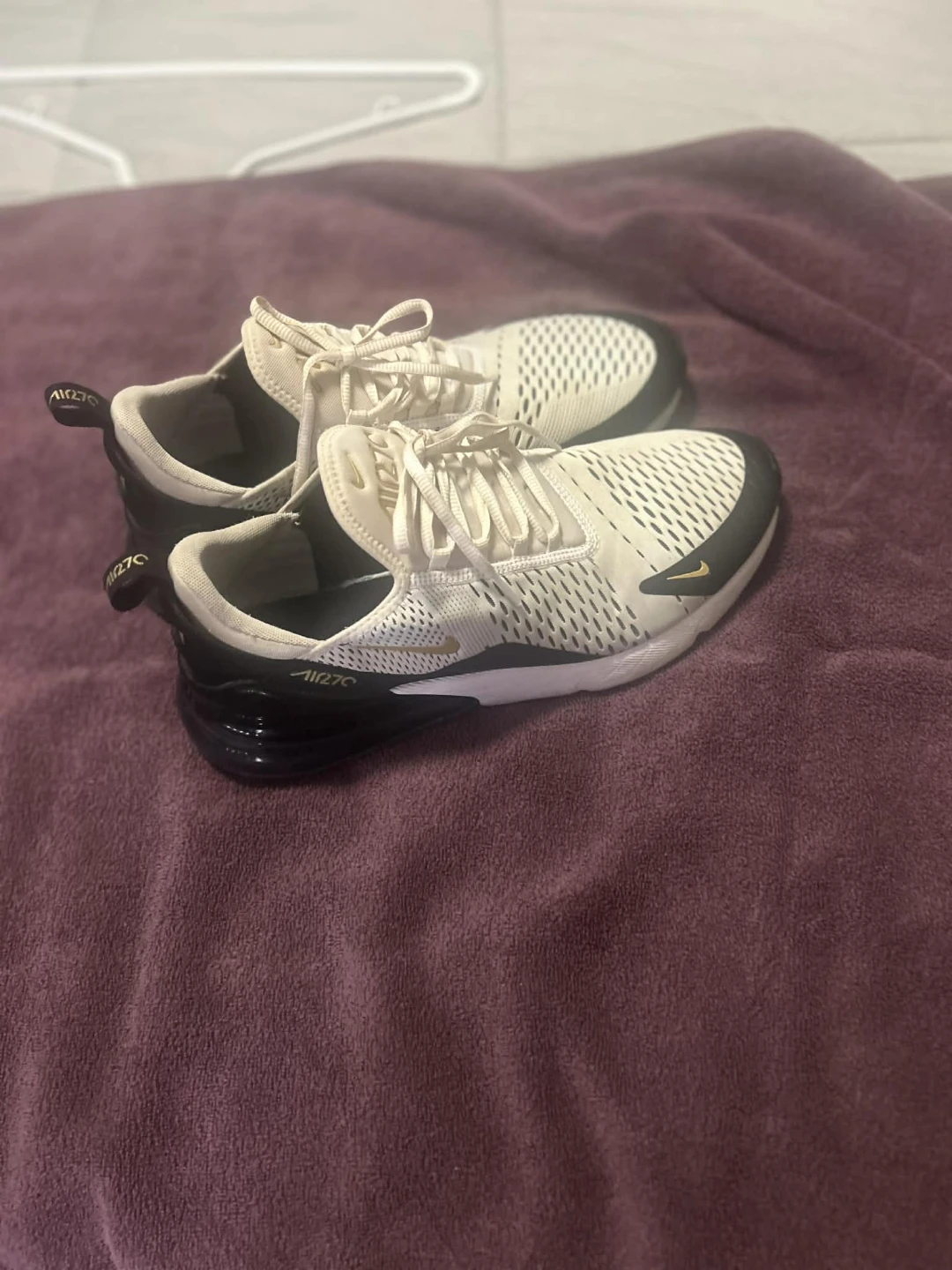 Nike Air Max 270 - US 7 - photo 2